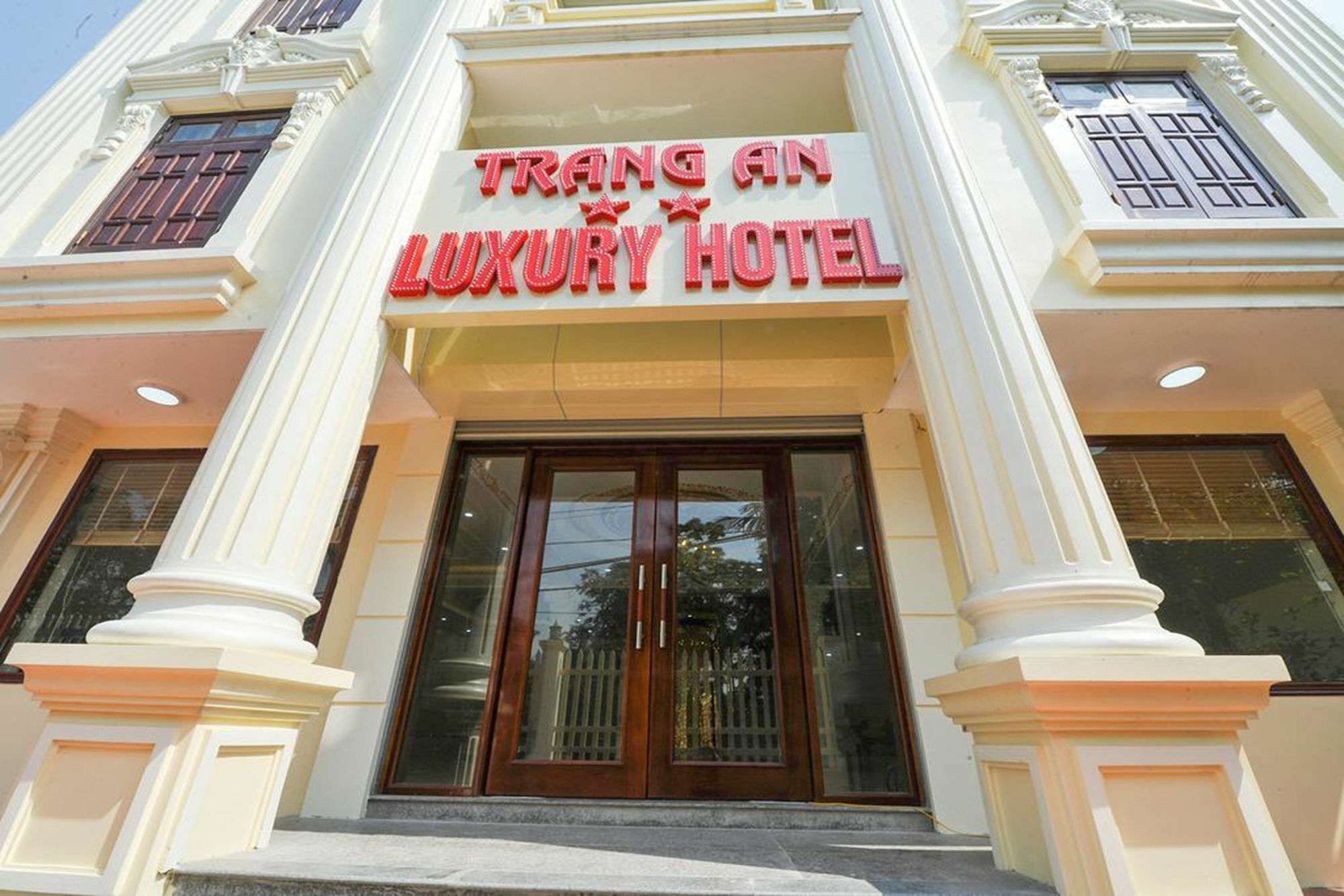 Trang An Luxury Hotel Νιν Μπιν Εξωτερικό φωτογραφία